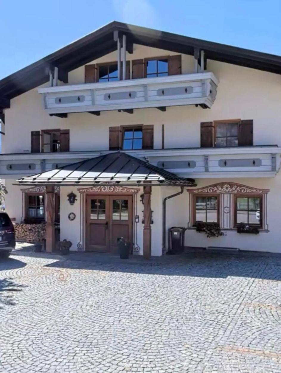 Neues Ruhiges Apartment, Bergblick, Stellplatz Bischofswiesen Exterior photo